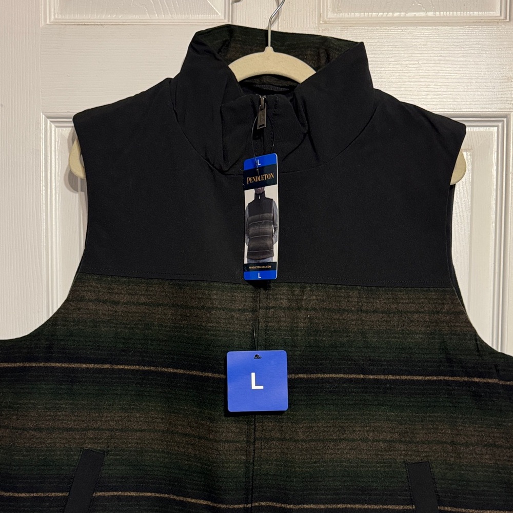 Pendleton men’s vest - L